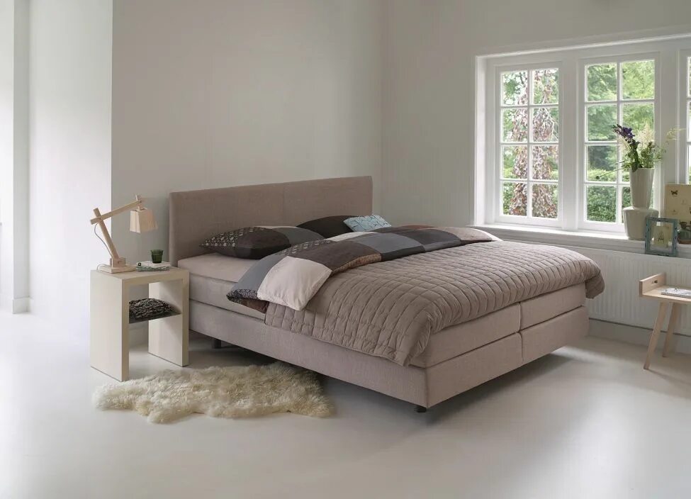 Кровать Hollandia. Кровать Box Spring серый. Кровать цвета тауп. Равенна кровать в цвете тауп Артис. Box bedroom