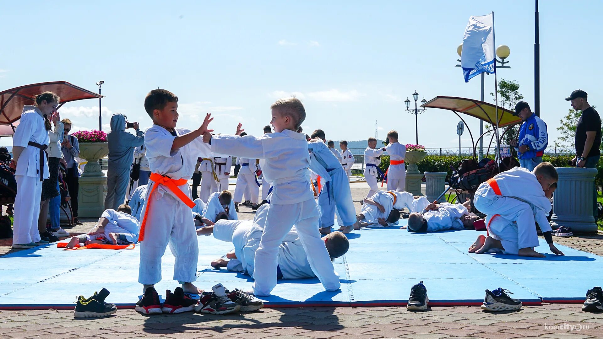 Роспись на воробьевых горах. Фестивали часов. The green man festival дата. Реклама нокиа к фестивалю на воробьёвых горах. Trancentral festival.