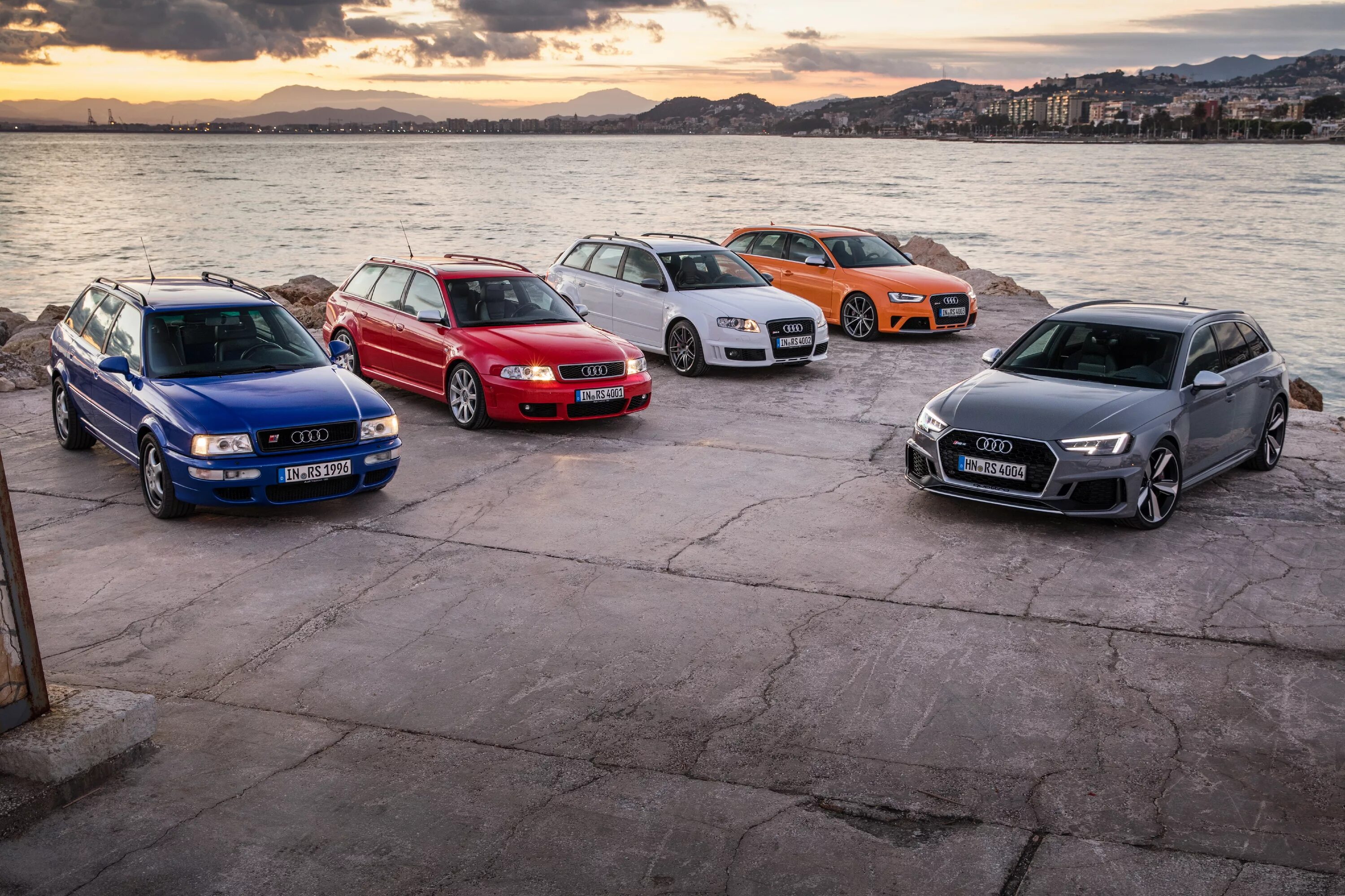 Фото машины 4. Audi rs2 rs4. Ауди рс2. Audi rs2 b4. Audi rs3 1995.