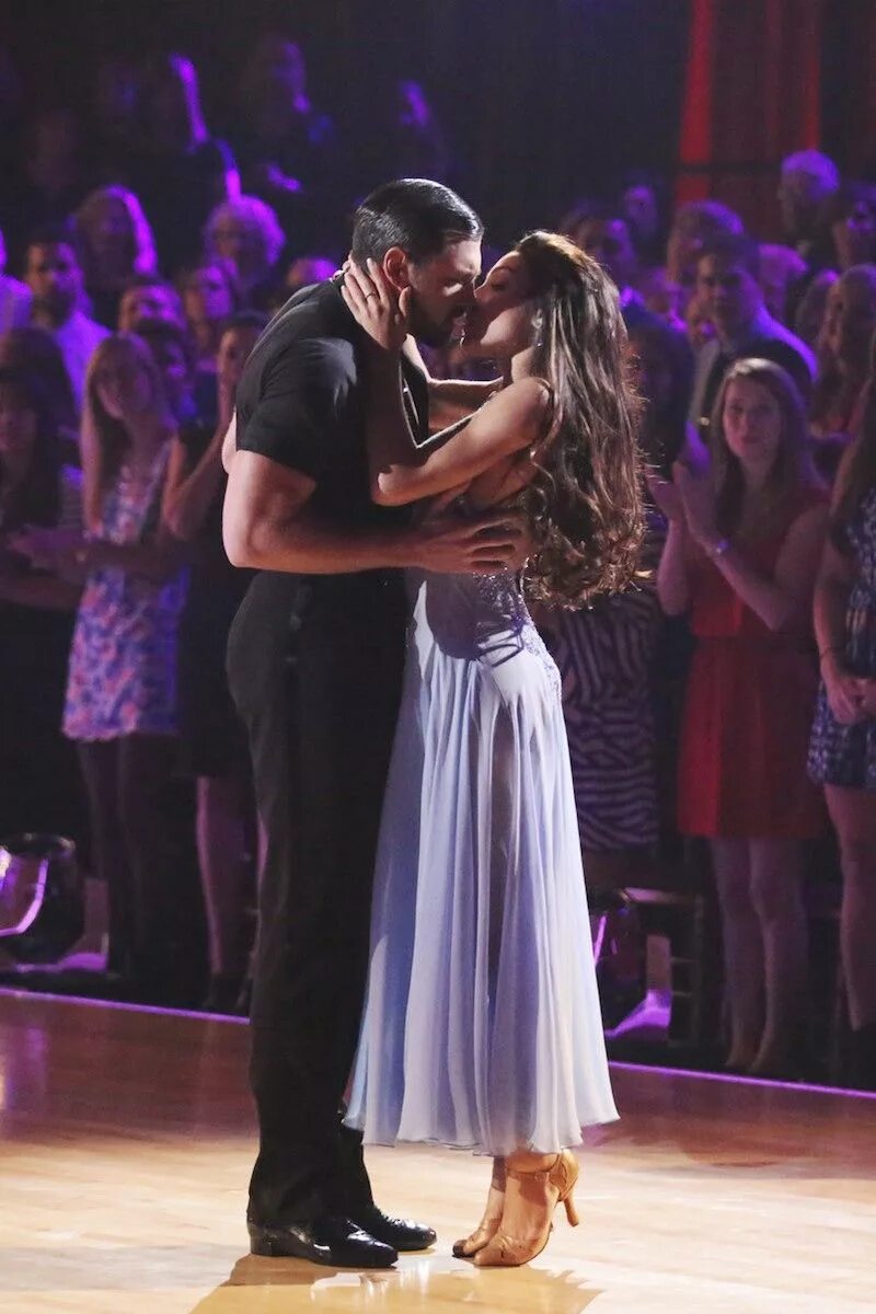 Dancing with me now