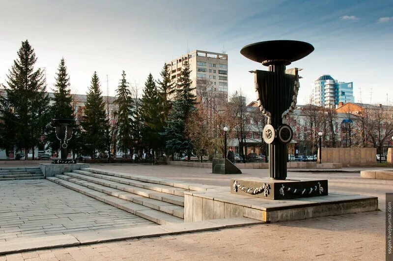 Б р славы. Бульвар славы челябинск. аллея славы челябинск. памятник на бульваре славы челябинск. аллея воинской славы челябинск.