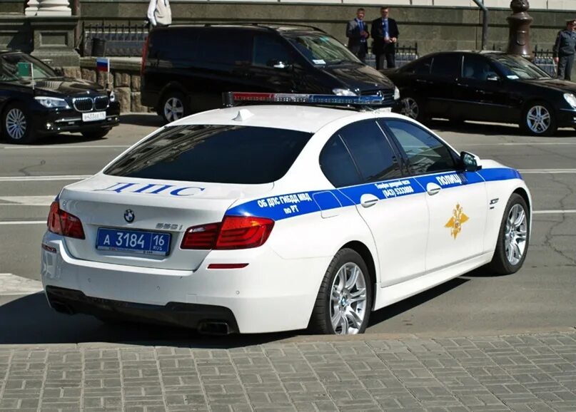 Ф ппс. BMW f10 полиция. BMW f10 Police Moscow. Полицейская БМВ Ф 10. БМВ 530 ДПС.
