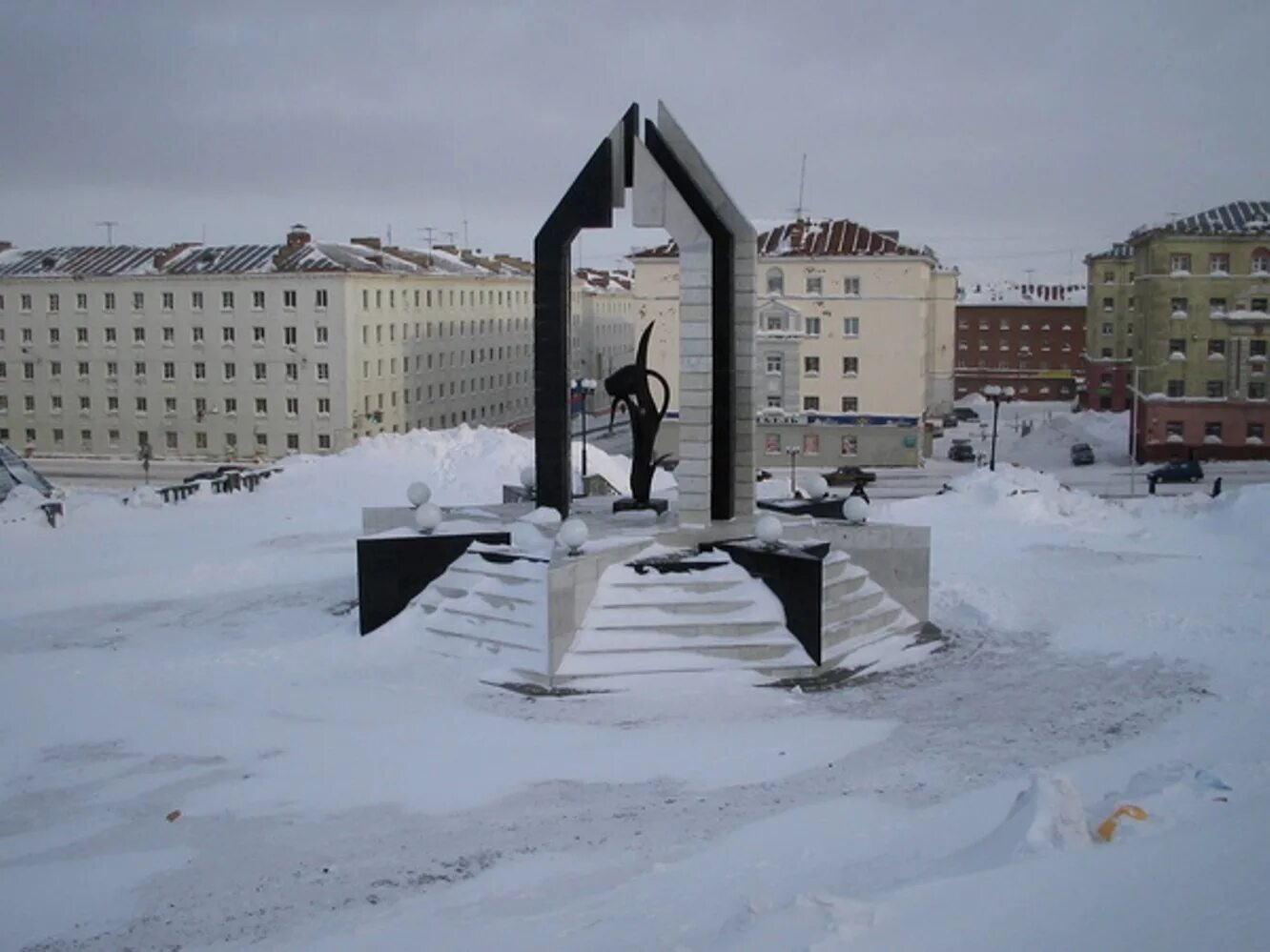 Окрестности норильска. Норильск достопримечательности города. Достопримечательности Норильска и Талнаха. Памятники города Норильска. Достопримечательности Дудинки и Норильска.