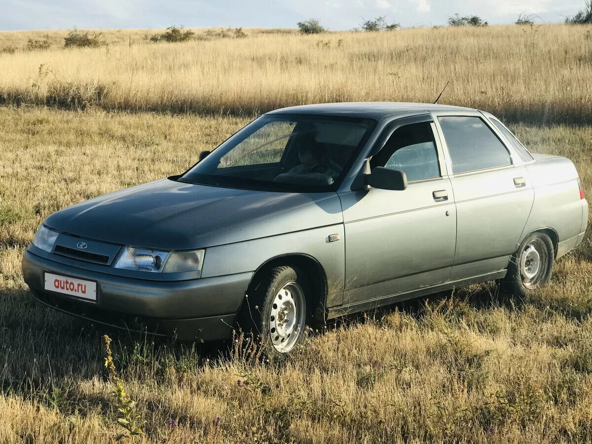 Lada крым. машина у моря. родстер крым 3. автомобиль рст. 340 кабриолет бмв.