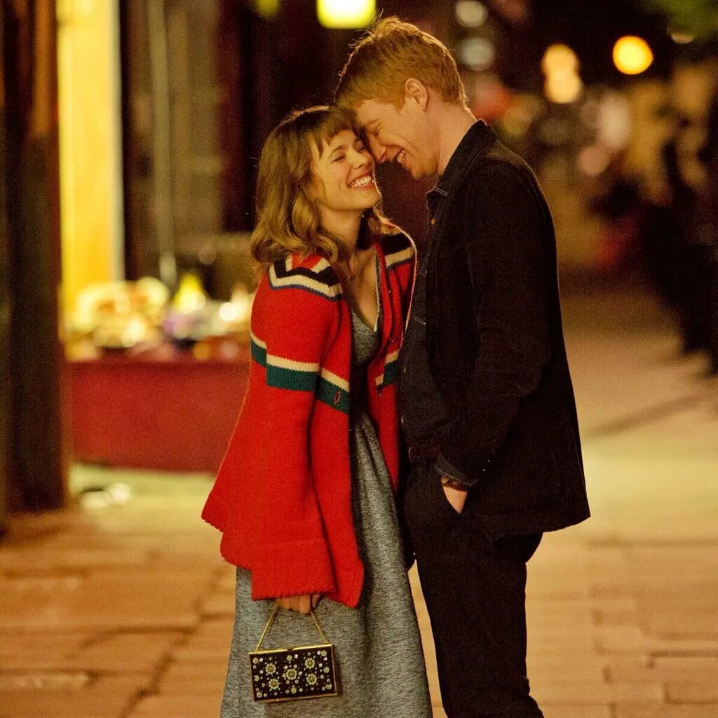 Рэйчел макадамс в фильме бойфренд из будущего. Бойфренд из будущего хорошего качества. Лидия уилсон бойфренд из будущего. Бойфренд из будущего хорошего качества. Бойфренд из будущего хорошего качества.