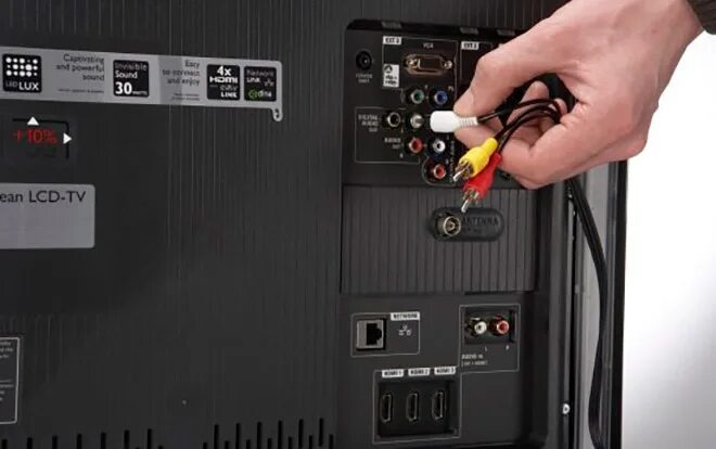 Подключить телевизор домашний. Подключить колонки к телевизору samsung smart tv. подключить колонки к смарт тв самсунг. подключить денди к телевизору samsung smart. к тв самсунг подключить колонки.