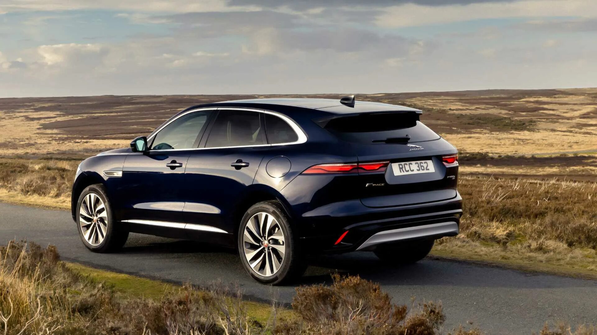F pace 2025. Jaguar f-pace 2025 2. ягуар ф пейс 2025. jaguar f-pace 2025. jaguar f-pace i рестайлинг.