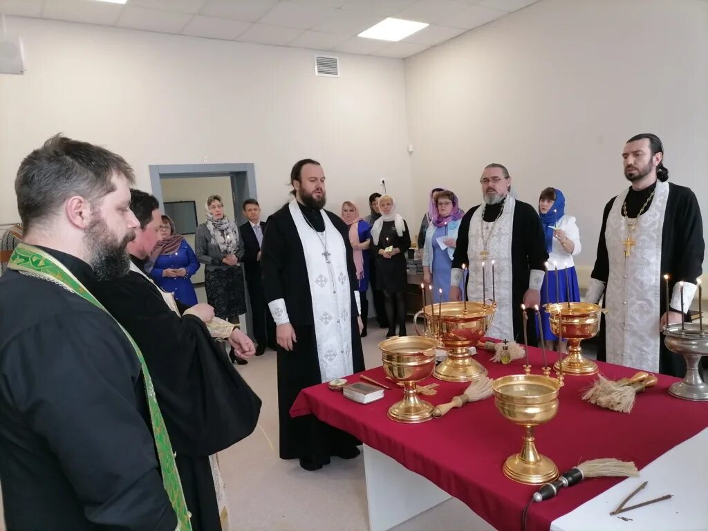 боровское благочиние. изобразительны служба. протоиерей игорь павлов боровск. благочинный калуги. церковь иоанна кронштадтского балабаново.