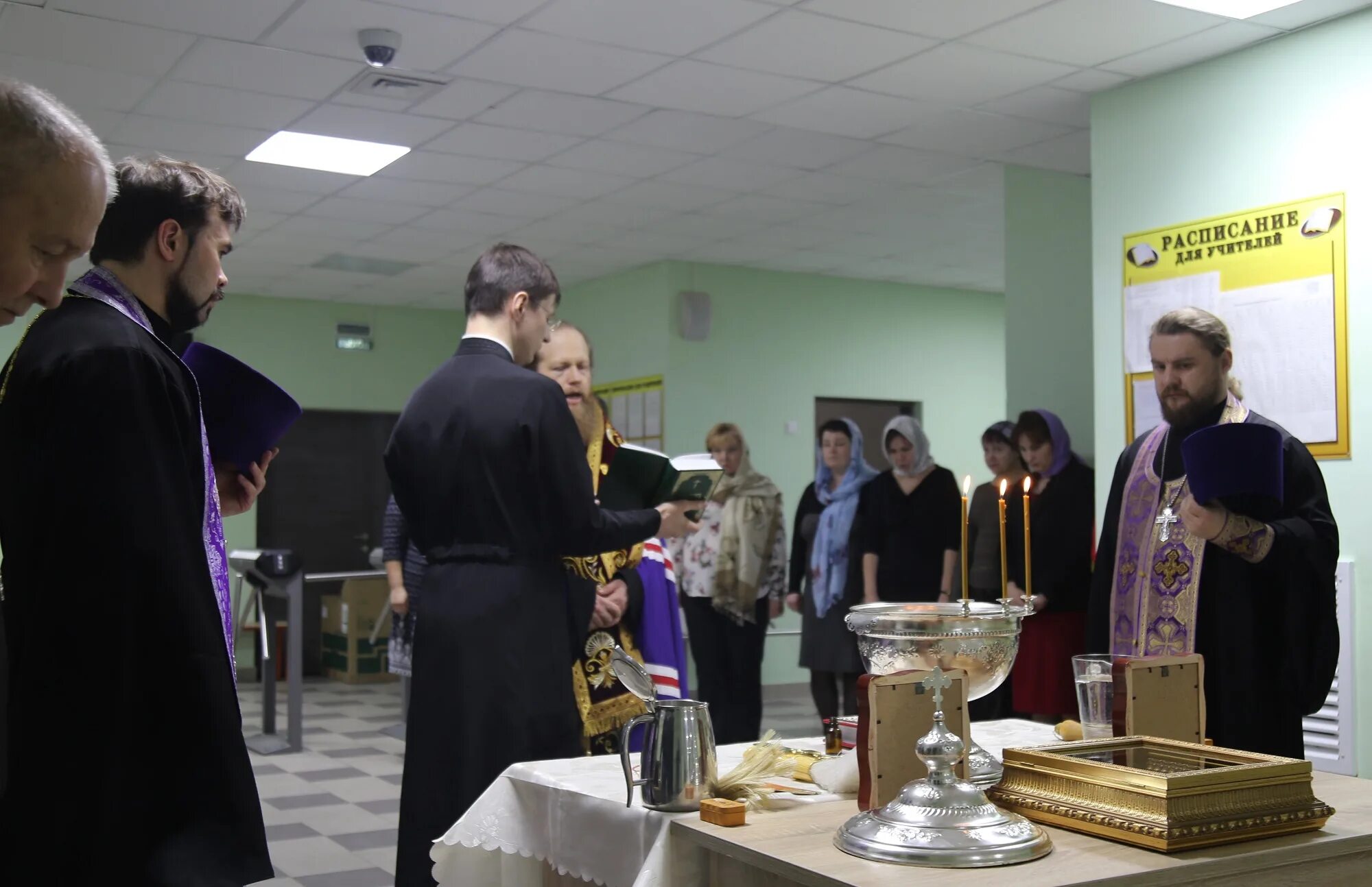 коммунарка храм служба