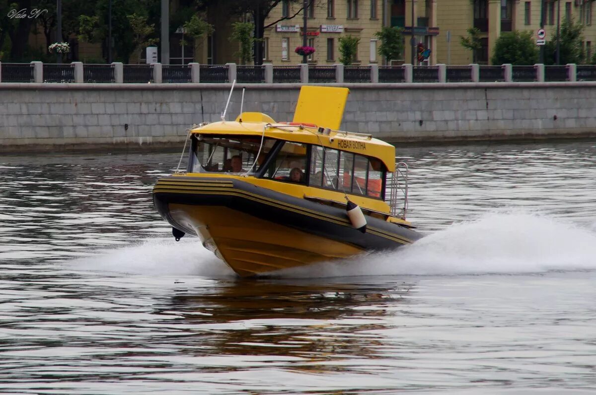 Водное такси москва. Аквабус в Санкт-Петербурге. Аквабус в Санкт-Петербурге 2022. Аквабус в Рязани. Речное такси Санкт-Петербург 2023.