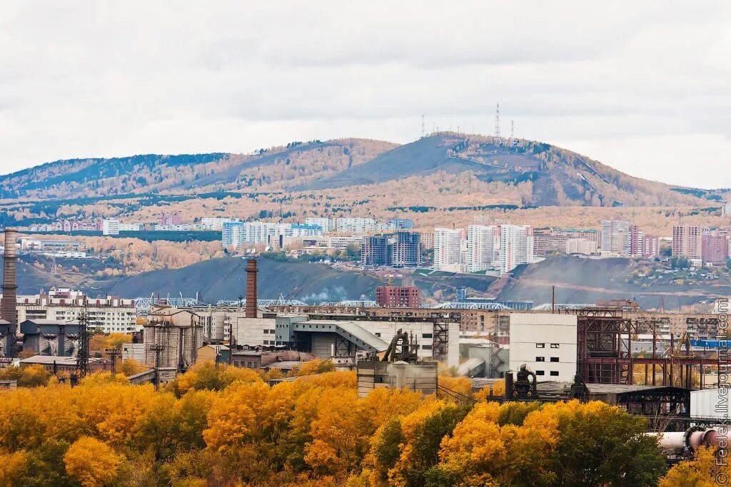 Красноярск партизанск. Металлургический завод Красноярск. Красноярский металлургический завод КРАМЗ. ХМЗ завод Красноярск. Химико-металлургический завод Красноярск.