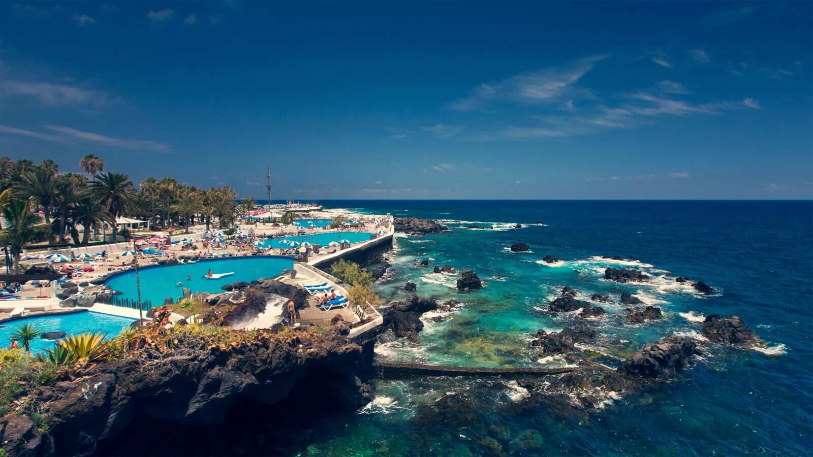 Тенерифе канарские острова туры. Карибских островах тенерифе. Пуэрто-де-ла-крус. Остров tenerife канары. Тенерифе канарские острова туры.