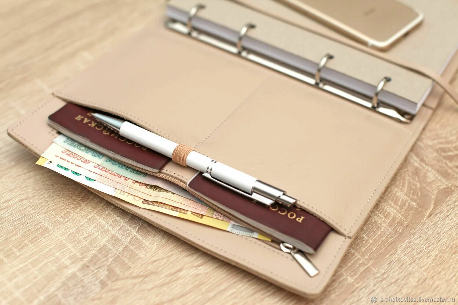 Кожаный блокнот на кольцах а5. Блокнот руководителя. Блокнот на кольцах а5 "монреаль". Кожаные органайзеры на кольцах серии бизнес. Блокнот на кольцах а5.