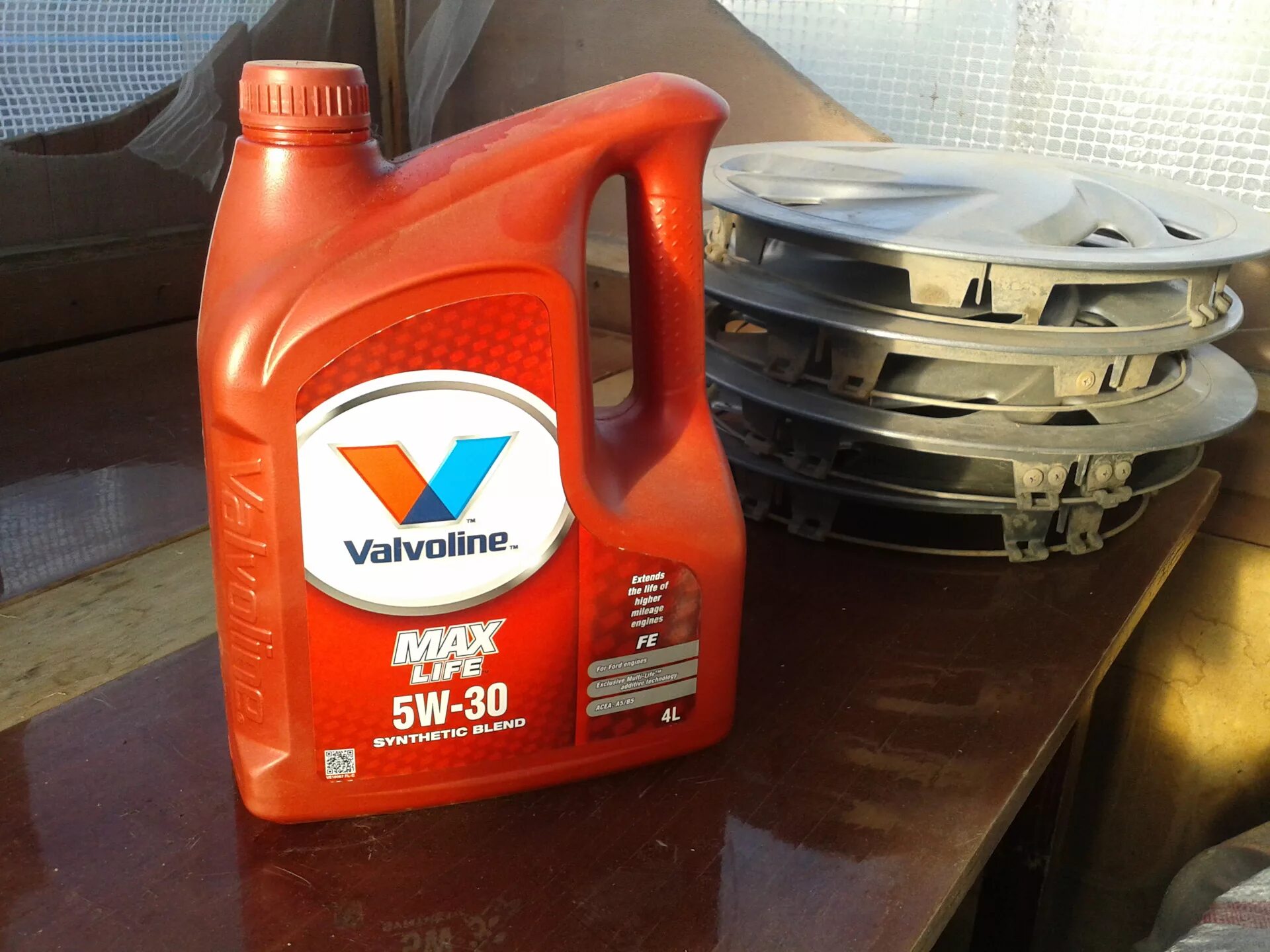 Купить валволайн 5w30. Valvoline MAXLIFE 5w-30. Valvoline MAXLIFE 5-30 Fe. Вальволин 5w30 Fe Макслайф. Valvoline 872370.