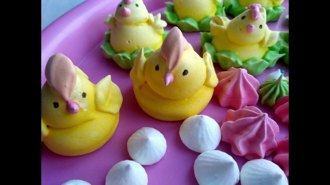Цыплята из зефира. Цыплята из меренги. цыпленок из безе на пасху. цыпленок из меренги на пасху. цыплята из меренги для украшения.