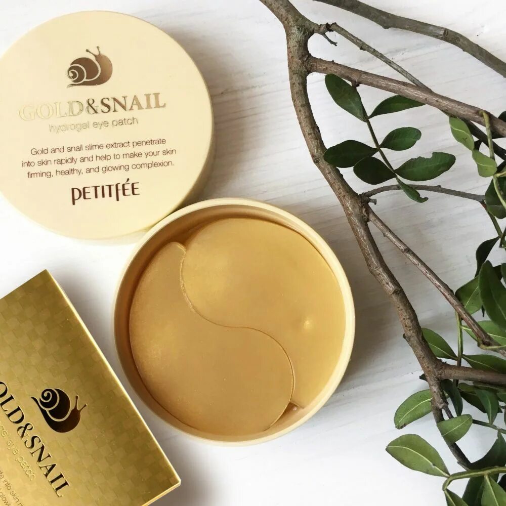 Патчи petitfee. Патчи для глаз petitfee gold hydrogel eye patch. petitfee gold snail hydrogel eye patch. патчи с муцином улитки корея. патчи голд корея.