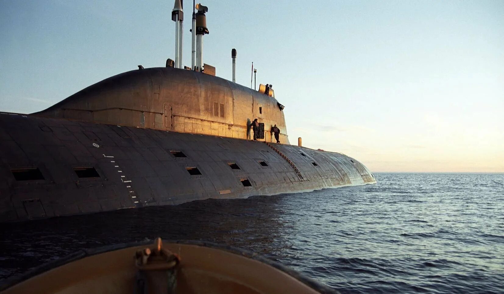 Подводная лодка шла трое суток. 3 внутри. Подводная лодка шла трое суток. Подводная лодка шла трое суток. Подводная лодка шла трое суток.