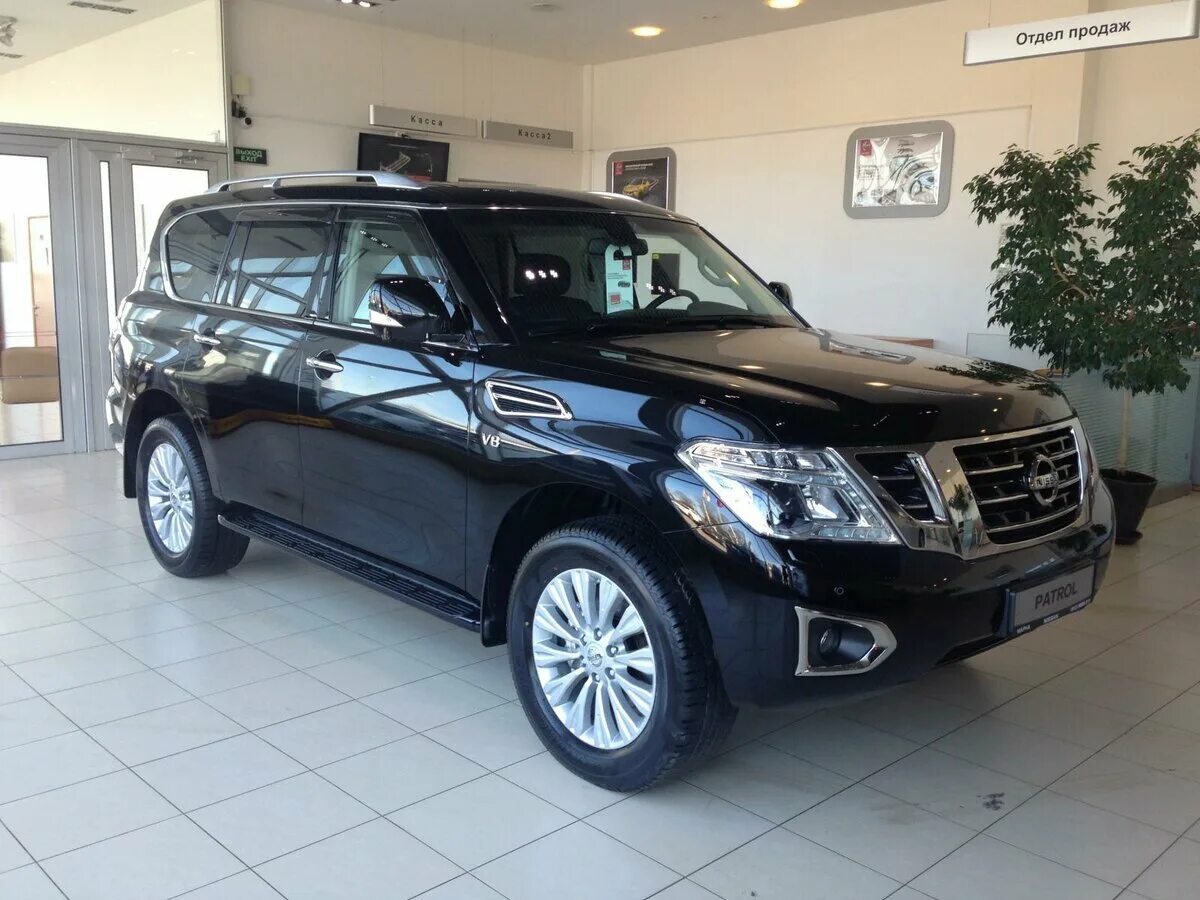 Патрол 2015. Ниссан патрол 2015. nissan patrol y62 2015. nissan patrol y62 черный. nissan patrol 2014 черный.