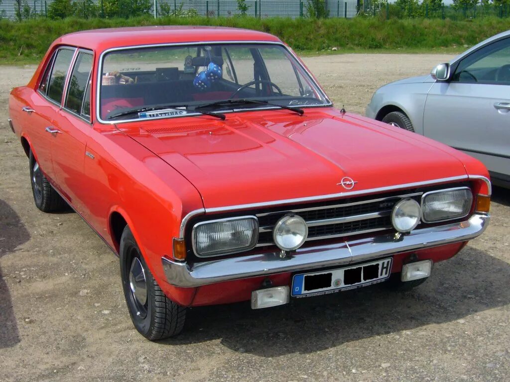 Опель рекорд купить. Opel Rekord, 1971. Opel Rekord c. Opel Rekord 1968. Opel Rekord c 1971.