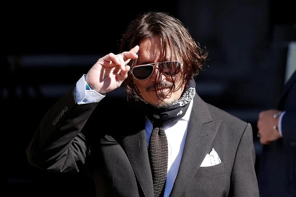 Джонни депп. Джонни депп 2005. Джонни депп 2022. Деппом миллион. Johnny depp 2022.