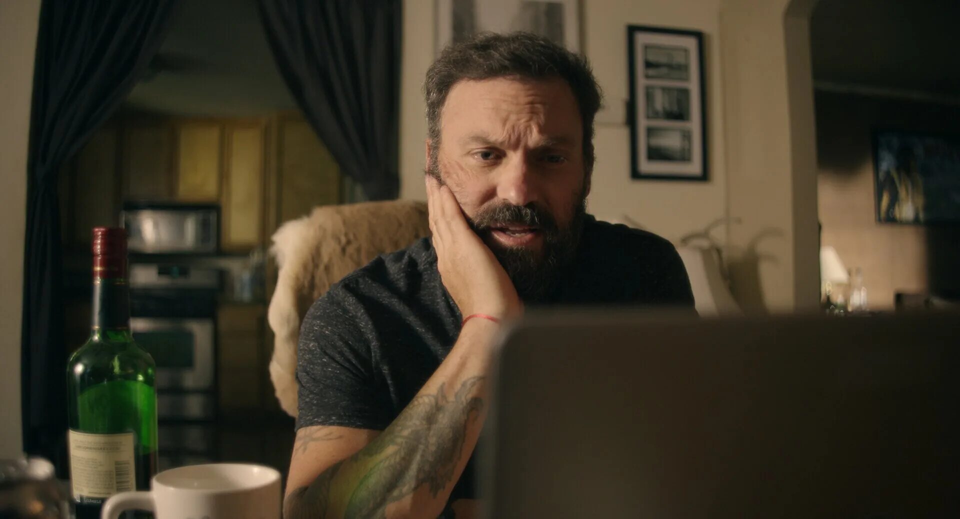 опасный урок 2022. опасный урок фильм 2022. Savage master those who hunt at night 2022. самая опасная игра фильм 2022 кадры. опасные уроки фильм 2004.