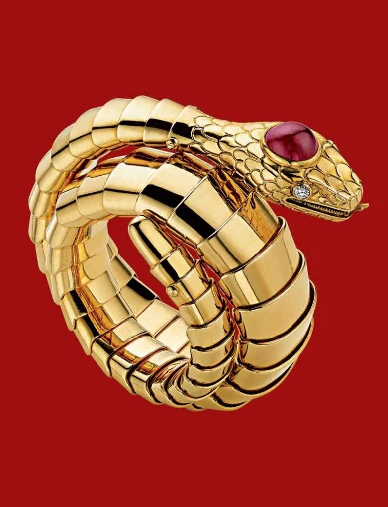 Змейка булгари. Украшения булгари змея. Bvlgari serpenti кольцо. Bvlgari serpenti кольцо оригинал. Кольцо змея bvlgari serpenti (серебро 925).