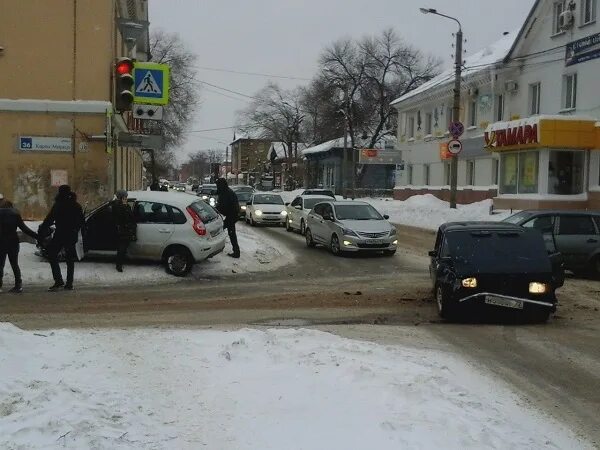 Гончарова перекрестки