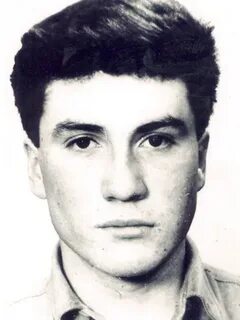 Год рождения 1975