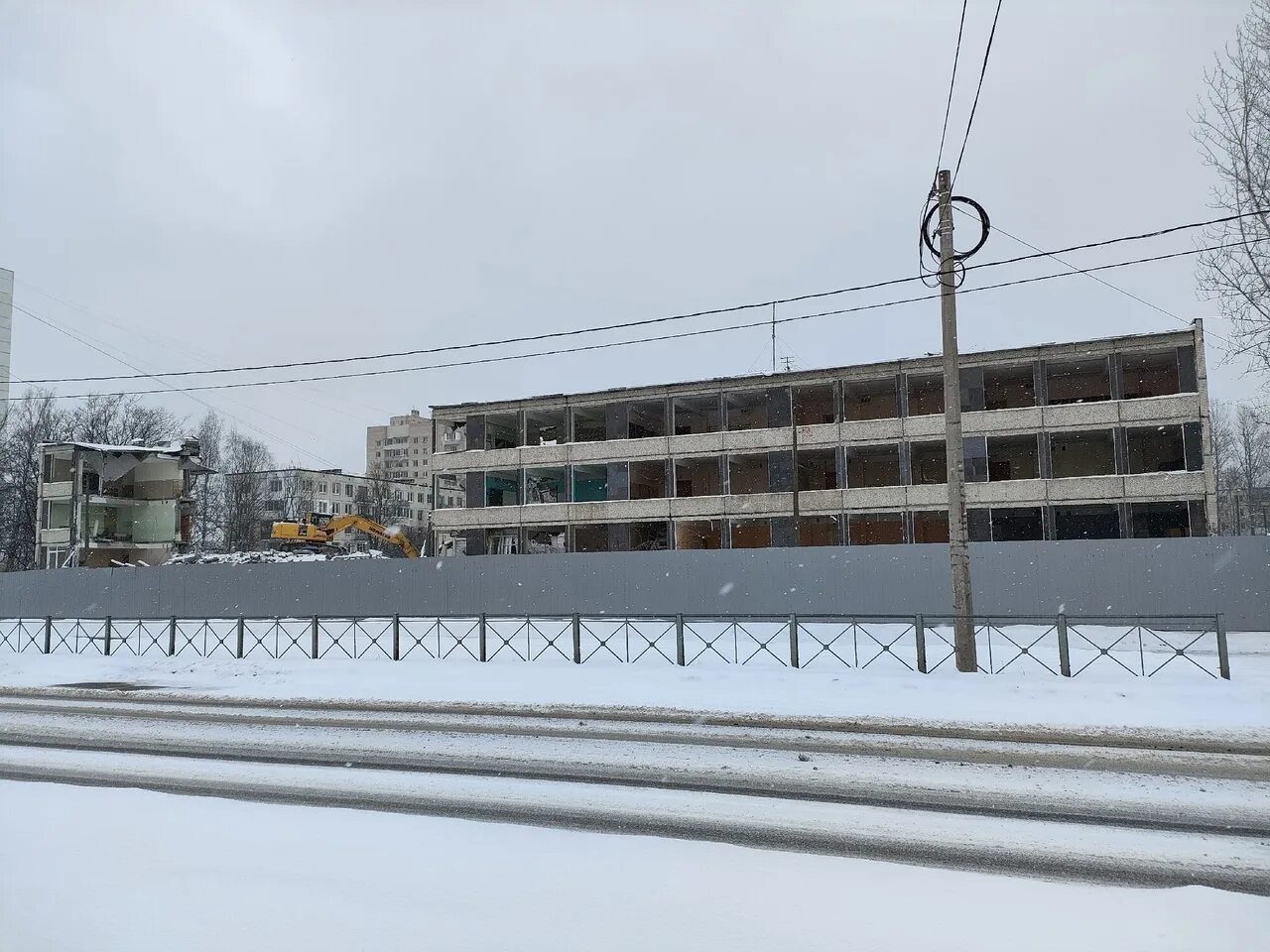 Сайт школы 208 красносельского. Улица добровольцев санкт-петербург. улица крыленко. школа 208 добровольцев 8.