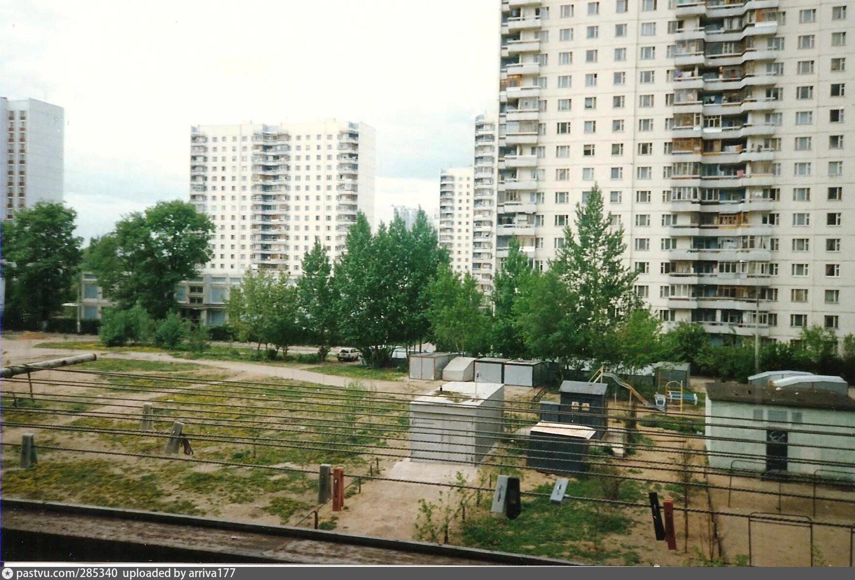 Как выглядела Тюмень в начале 90-х годов: нейросеть раскрасила старые фото город