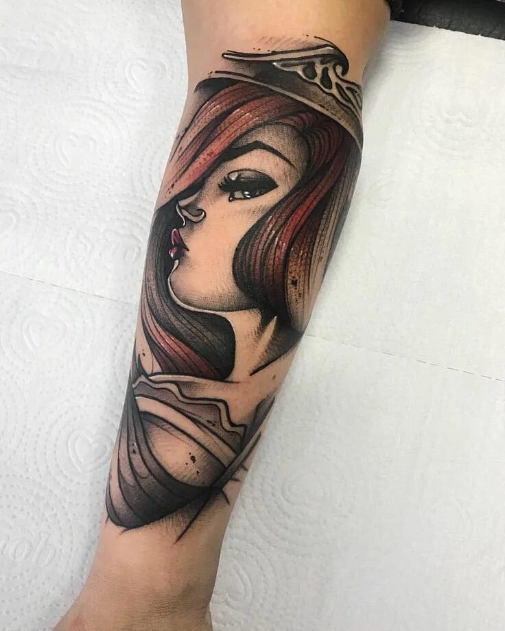 Фрост с девушкой. Татуированные модели. Лори тату. Miss tattoo. Мисс пигги тату.
