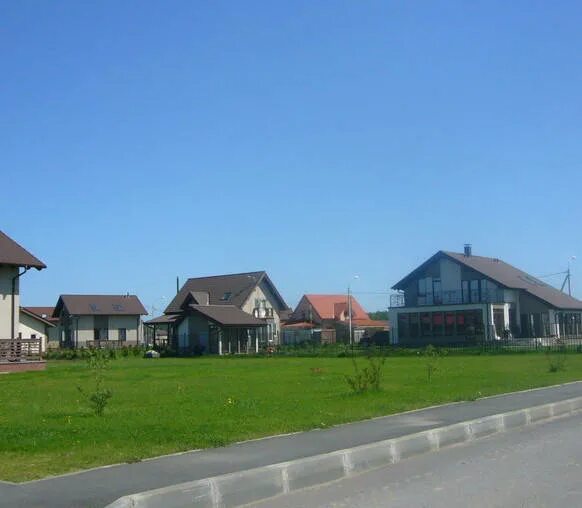 Коттеджный поселок янино- ленинградская область. Янино-1 ленинградская область. Поселок янино 1. Янино-1 коттеджный поселок. Янино 1 санкт-петербург.