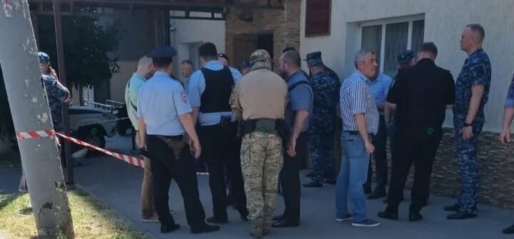 Доватора, 142а, ростов-на-дону. Перестрелка в пролетарке. Речной вокзал ростов-на-дону. Какие дела в ростове. Речной вокзал ростов-на-дону.