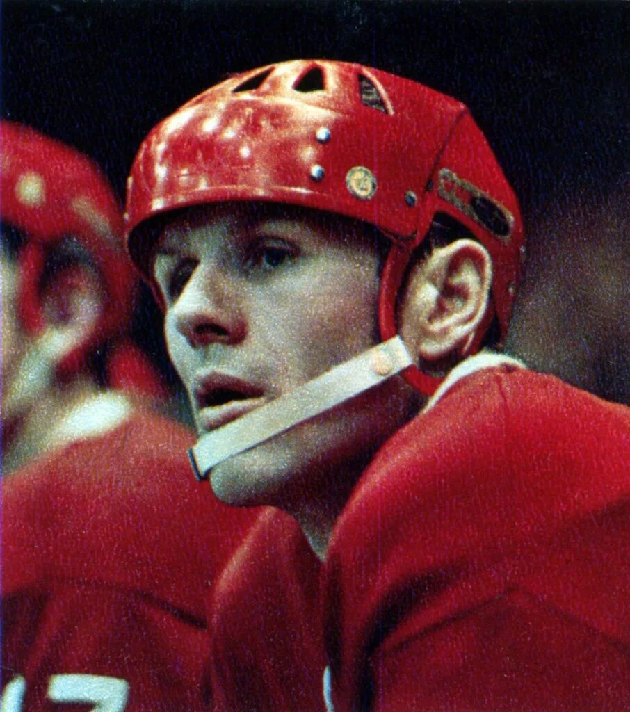 Старшинов 1964. Старшинов хоккеист. Хоккеиста старшинова. Хоккеиста старшинова. Хоккеиста старшинова.