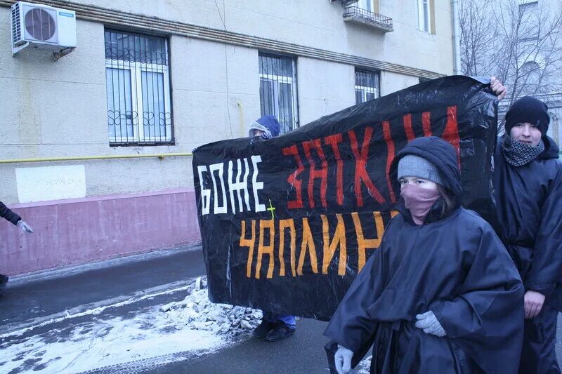 Гражданская оборона обложки альбомов. Ненавижу гражданских. Ненавижу гражданских. Ненавижу гражданских. Страну люблю а государство ненавижу.