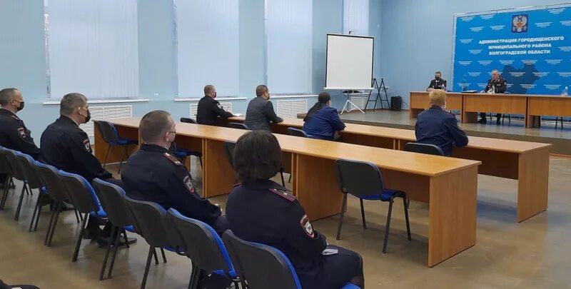 Попадет в ротацию. Попадет в ротацию