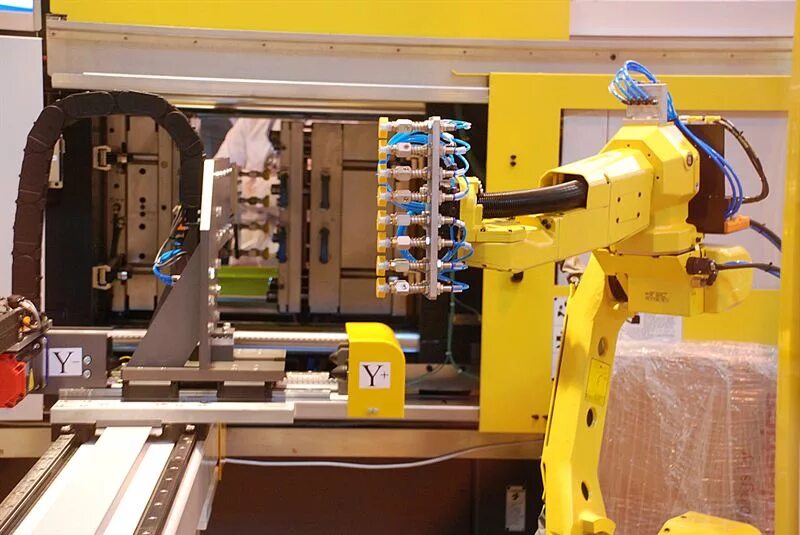 Робот s12. Робот ubtech. Робот silverlit ycoo. Робот silverlit o. Ubtech alpha mini.