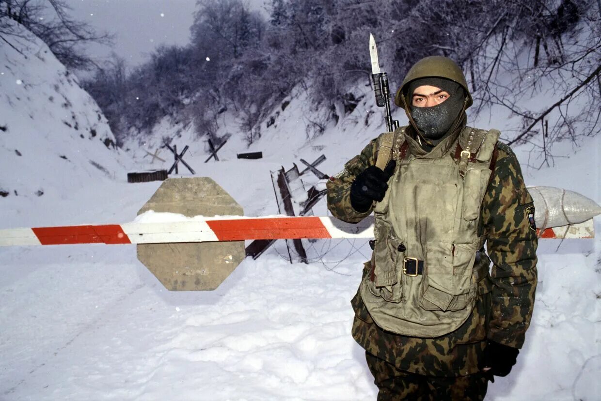 Гарнизонный караул. Пост военное дело. Военный караул. Пост военное дело. Военный пост.