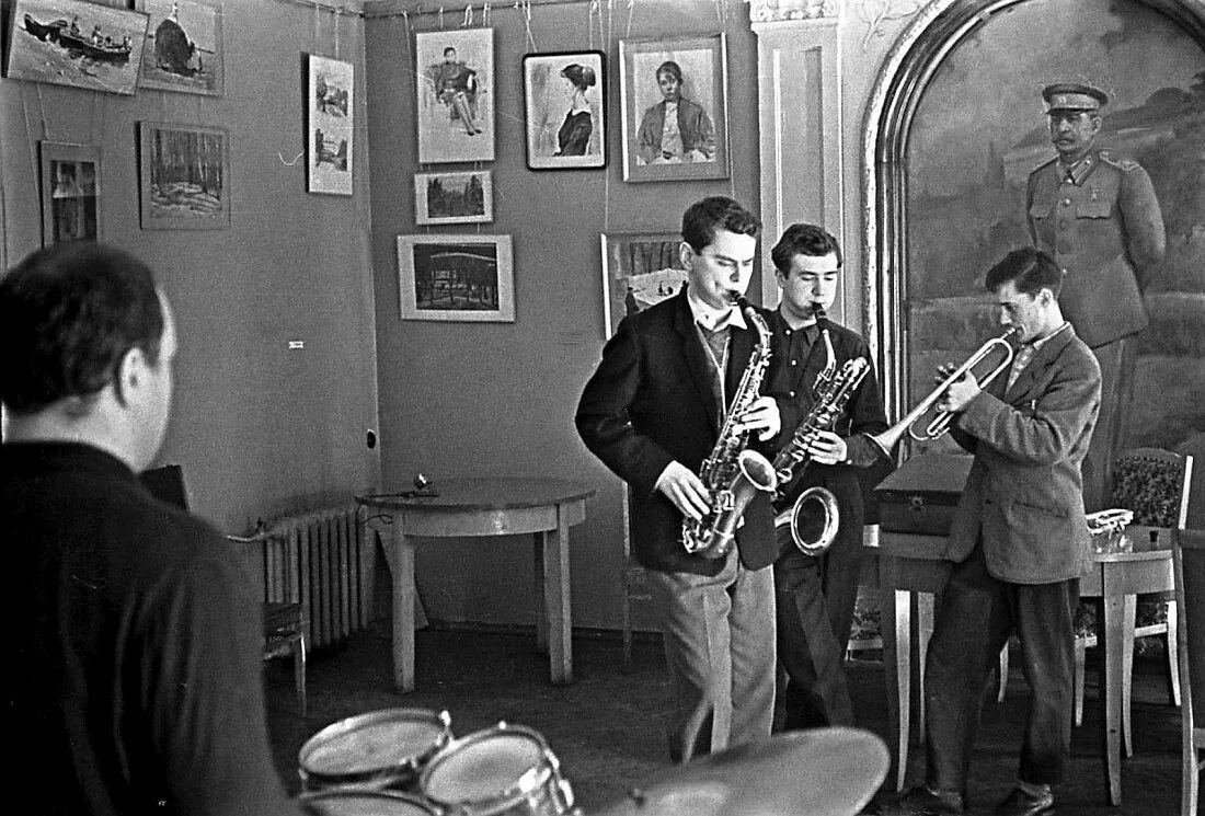 50 года джаз. Джаз в 1960 СССР. Джаз фестиваль в России «джаз в саду Эрмитаж». Джаз 60х годов в СССР. Советские джазисты.