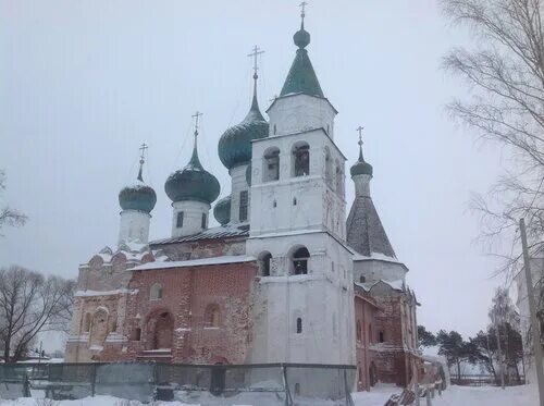 Монастырь 9 букв. Монастырь 9 букв