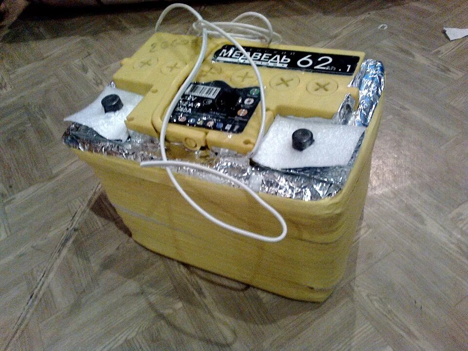 Аккумулятор для электрокатушки для морской рыбалки. Бокс для аккумулятора attwood power guard 27 10010194. Аккумуляторная батарея для эхолота. Аккумулятор для зимы для -25. Аккумулятор 12 для эхолота гармин.