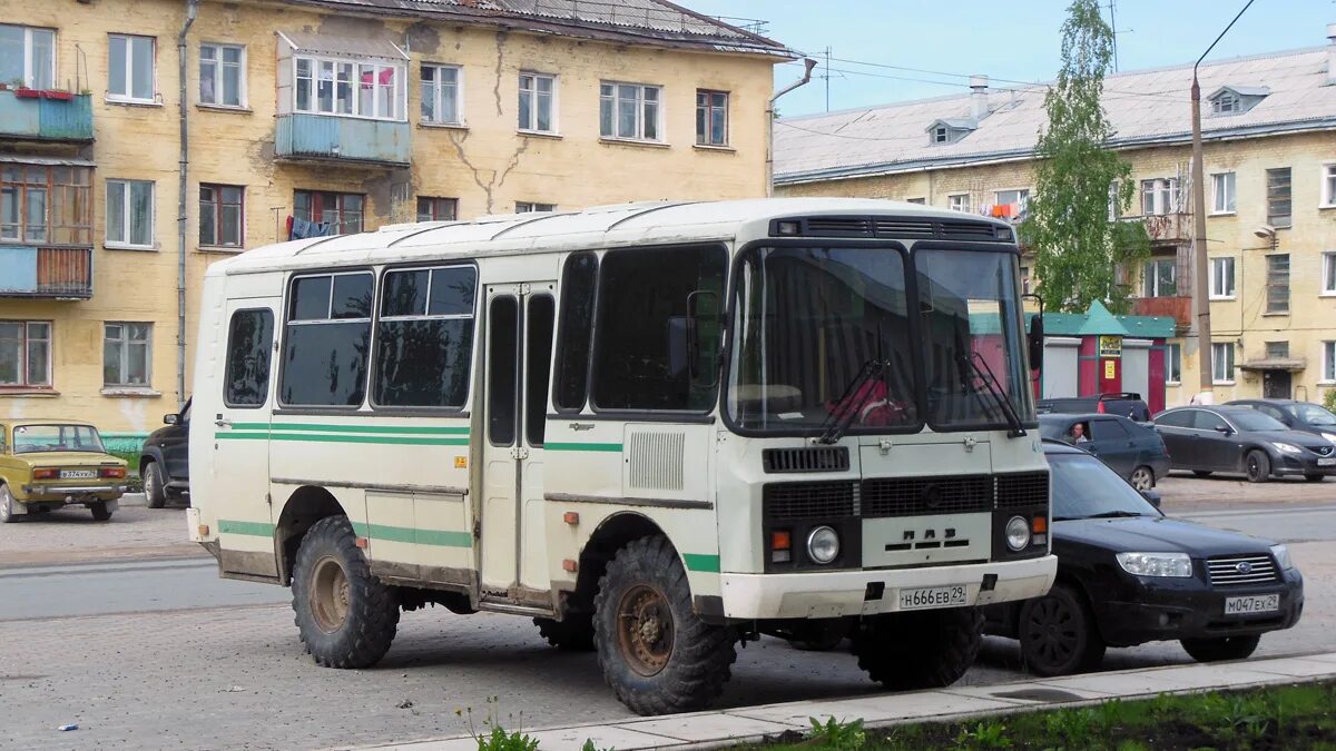 ПАЗ-3206 автобус. ПАЗ 3206 4х4. ПАЗ-3206 армейский. ПАЗ 3205 И 3206. Паз автобус 4 4