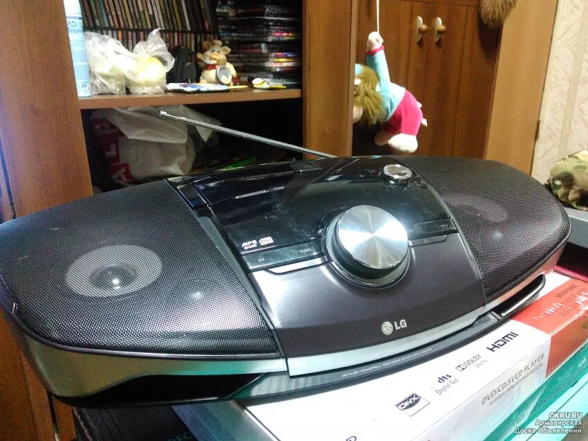 Бумбокс lg. Бумбокс lg 176. Lg boombox. Boom box lg lpc m140. Бумбокс lg дисковый.