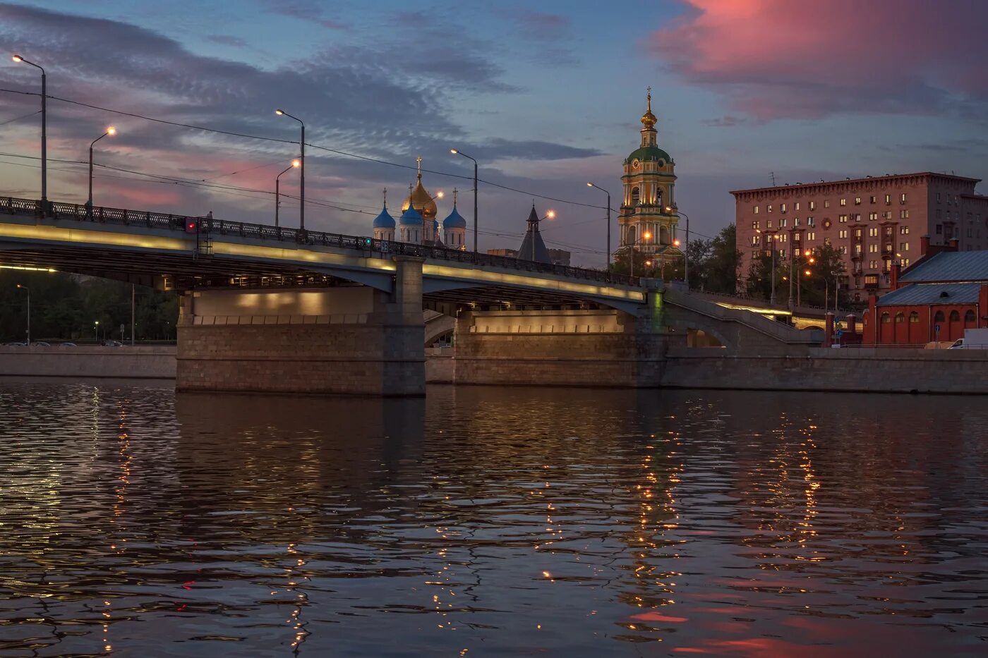 Новоспасский мост Москва