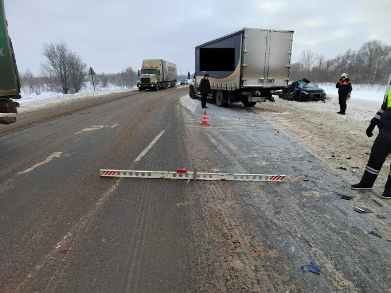 М5 новости сегодня. ДТП В Самарской области вчера на трассе м5. ДТП на трассе м5 в Самарской области 04.06.2023. Авария на трассе м5 Самара. Дорога м5 Самара происшествия.