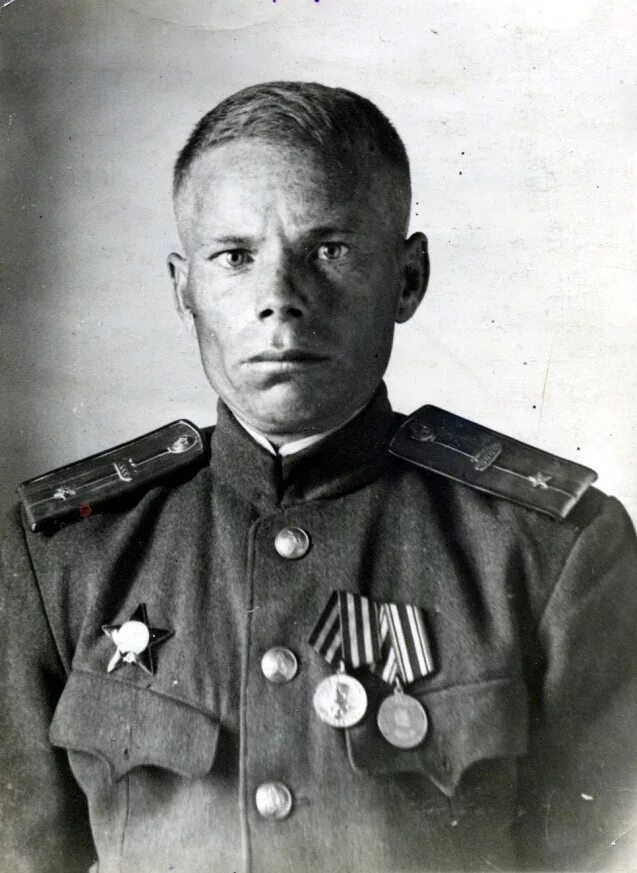 сержант 1943. сержант 1943. драма бессмертный. сержант 1943. сержант фильм 1988.