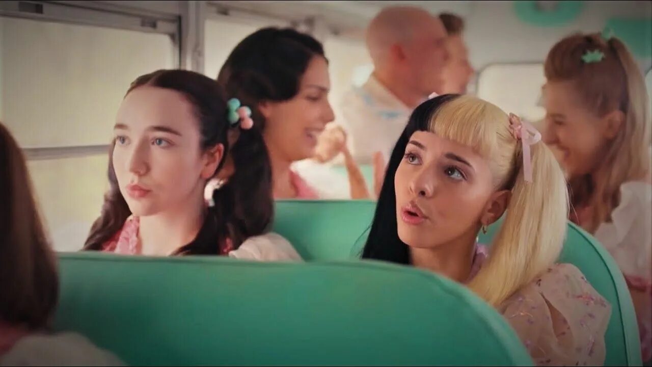 Training wheels melanie. Wheels on the Bus Melanie. Wheels on the Bus Melanie Martinez. Melanie Martinez Wheels on the. К12 Мелани Мартинез автобус.