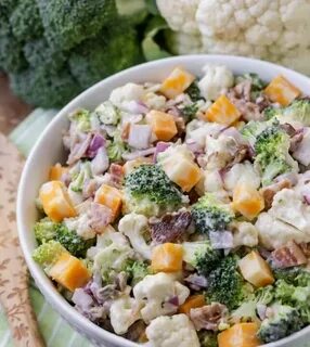 Салат из цветной капусты с овощами