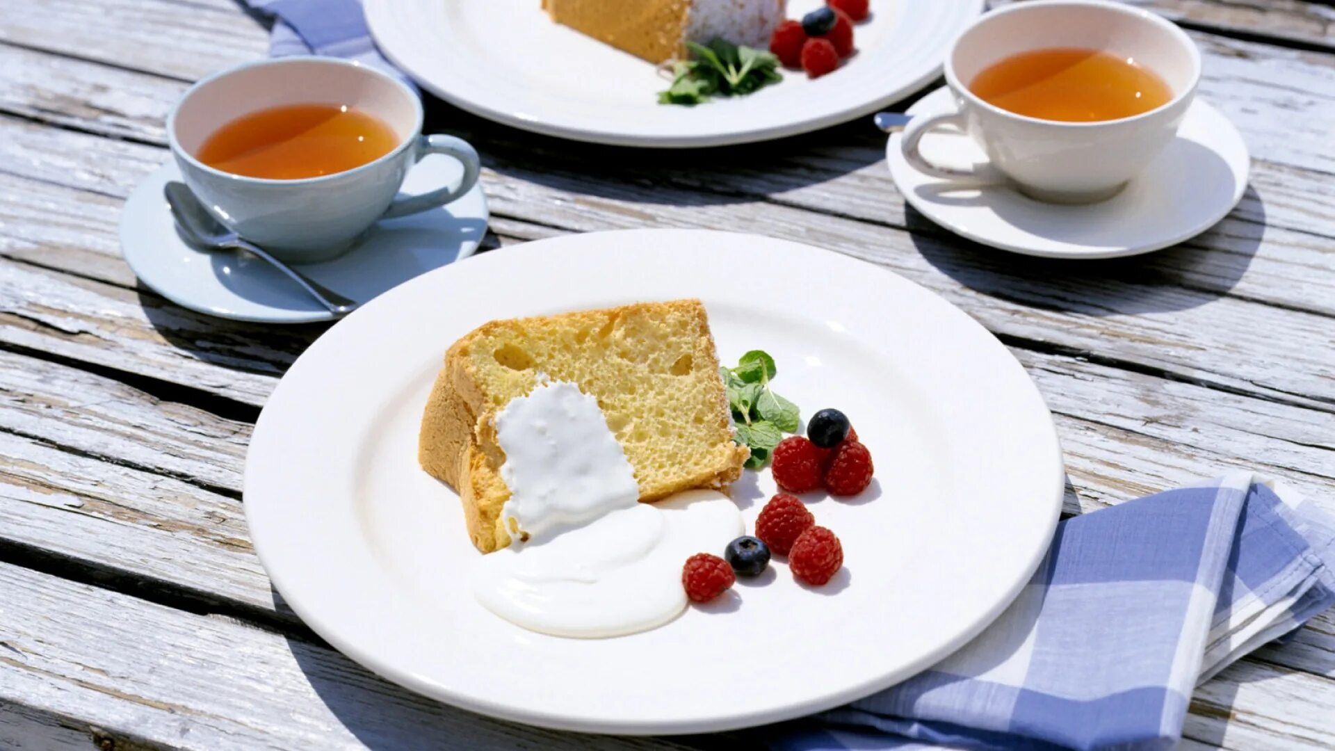 Боул на завтрак с фруктами. Light breakfast. Вкусный и здоровый завтрак. Light breakfast. Хороший завтрак.