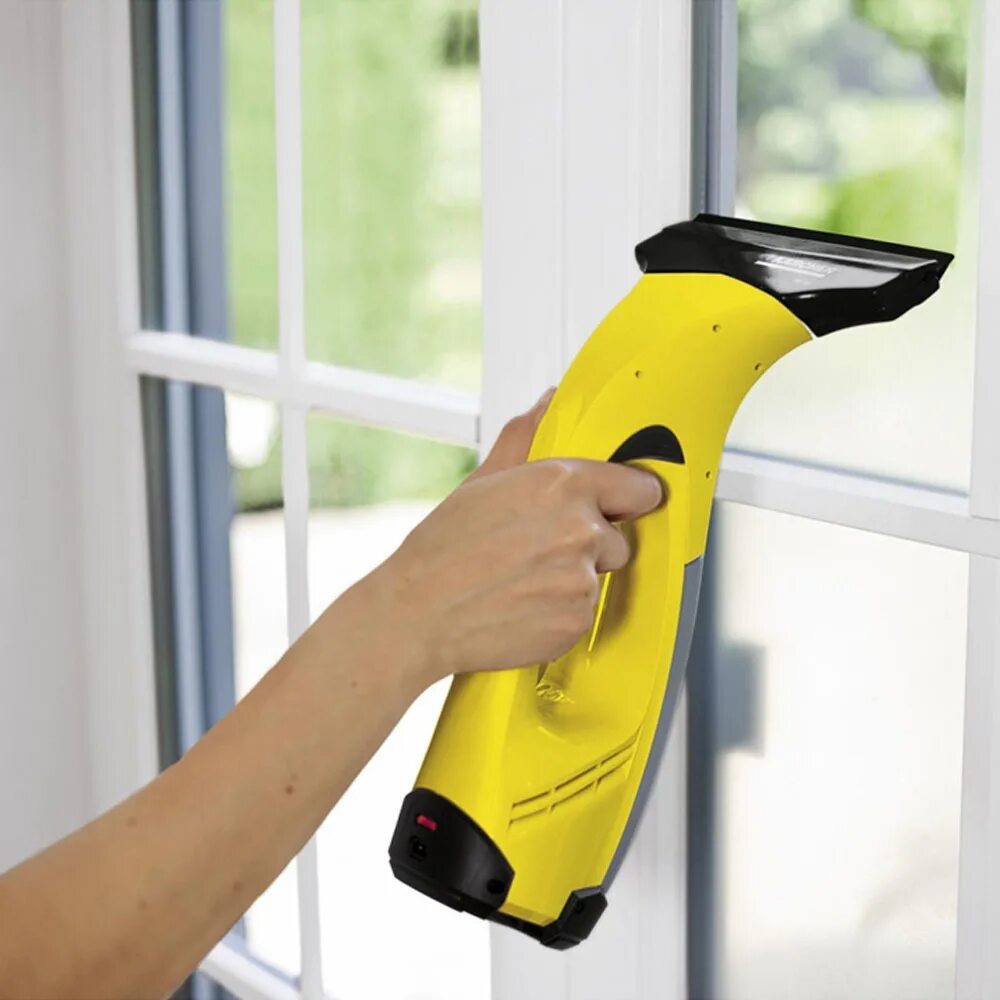 Wv1 karcher белый. Karcher робот мойщик окон. Мойка окон karcher wv. Мойщик окон керхер. Кёрхер мойщик окон.
